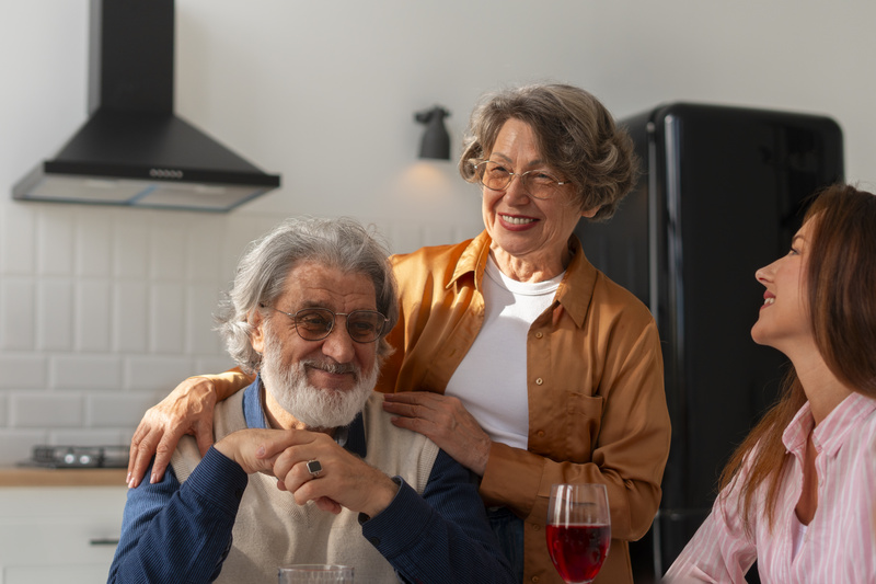 Seguro residencial pode auxiliar na adequação do imóvel para segurança de idosos