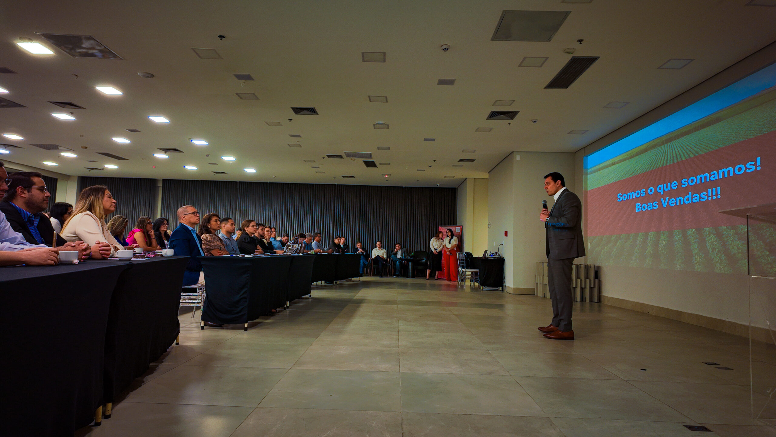 Bradesco Saúde promove encontro com corretores em Cuiabá