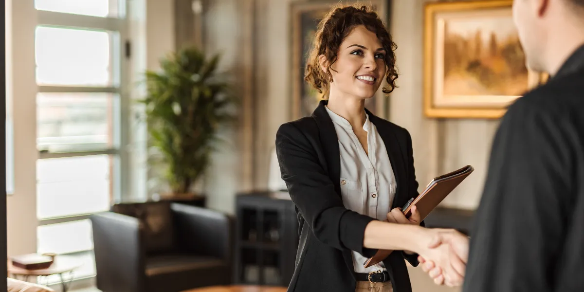 Qualicorp lança campanhas regionais para premiar corretores de vendas em 2025