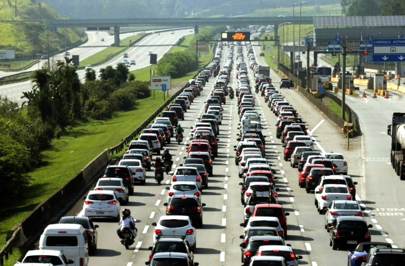 Tempo reforça operação para motoristas que vão viajar no feriado prolongado de Carnaval