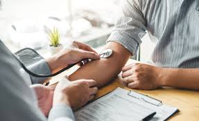 Azos amplia portfólio com seguro para Doenças Graves com cobertura para 30 doenças