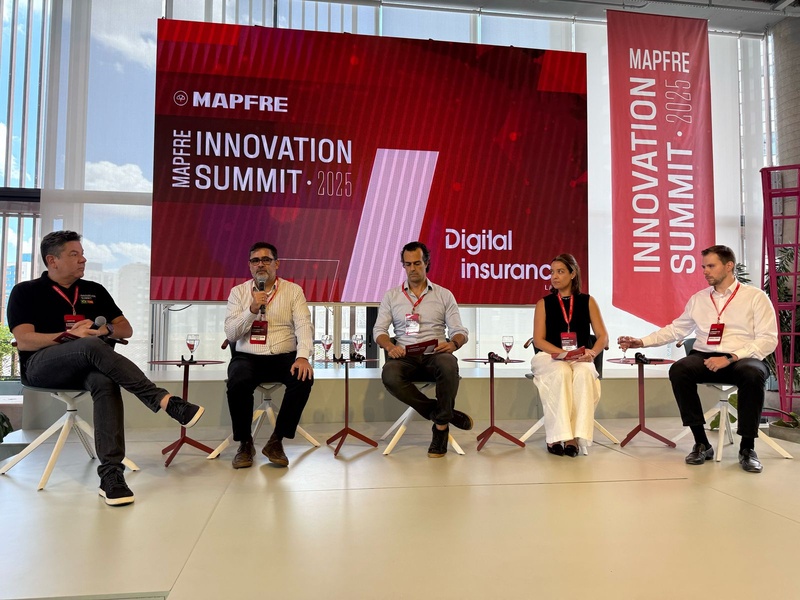 Expansão do seguro no Brasil exige inovação, customização e ajustes regulatórios, afirma diretor da CNseg