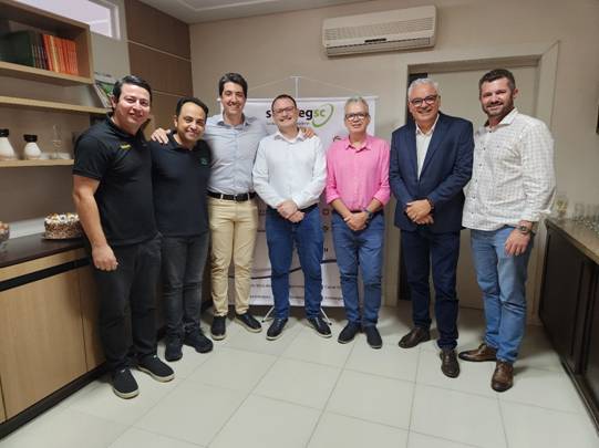 SindsegSC celebra o início da Gestão 2025/2028 com almoço especial entre diretores