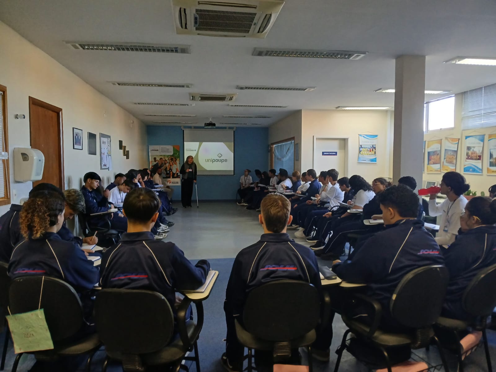 Unicred reforça protagonismo na educação financeira com mais de 10 mil pessoas impactadas