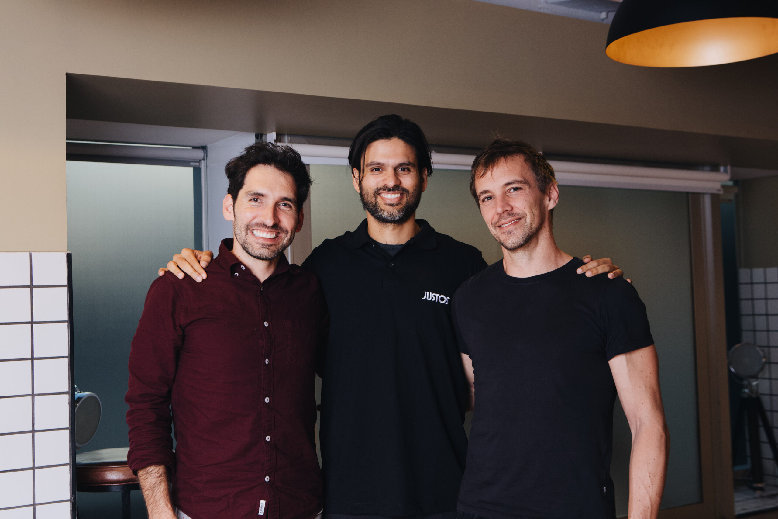 Justos recebe novo aporte de R$ 92 milhões para se consolidar como primeira seguradora baseada em IA