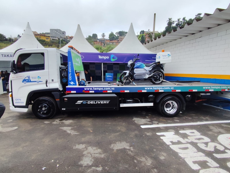 Tempo participa do 8º Encontro de Guinchos e Guincheiros