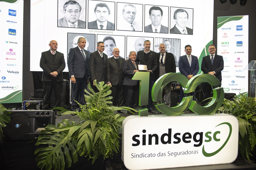 SindsegSC celebra 100 anos com evento histórico em Blumenau