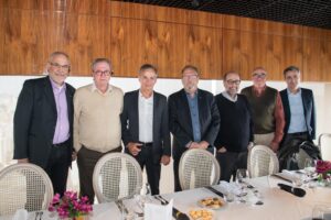 Mesa: Gilberto Januário, Paulo Meinberg, Anderson Mundim, Álvaro Fonseca, Boris Ber, Evaldir Barboza de Paula e Mario Jorge Pereira