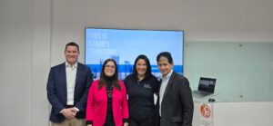 Da esquerda para direita: Eduardo Salgado, Head commercial A&H da Starr Insurance; Sonia Marra, presidente do CVG-RJ; Luciana Maio, Commercial manager A&H da Starr Insurance e Wellington Costa, diretor adjunto do CVG-RJ – Foto: Divulgação