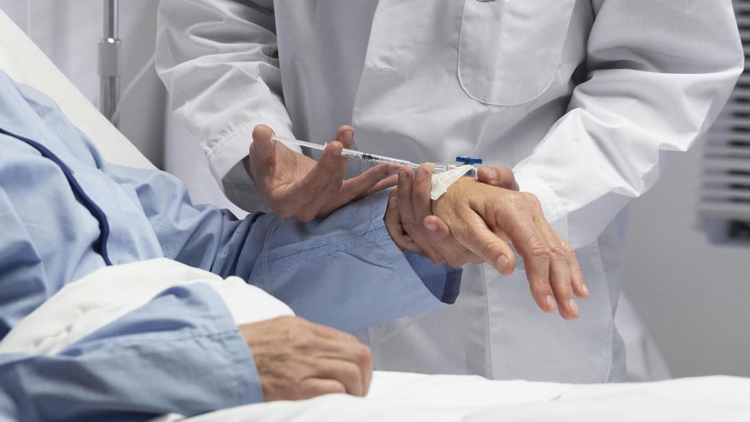 Hospital e plano de saúde são condenados a pagar R$ 30 mil por falha na prestação de serviço