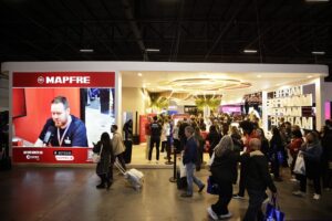 Houve ainda sorteios, distribuição de brindes e espaços instagramáveis para os visitantes