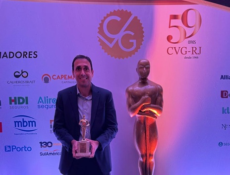 Ricardo Garrido recebe o Prêmio “Oscar do Seguro”