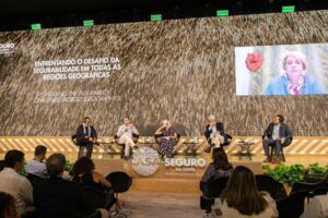 PAINEL - ENFRENTANDO O DESAFIO DA SEGURABILIDADE EM TODAS AS REGIÕES GEOGRÁFICAS